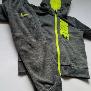 Nike toddler track set